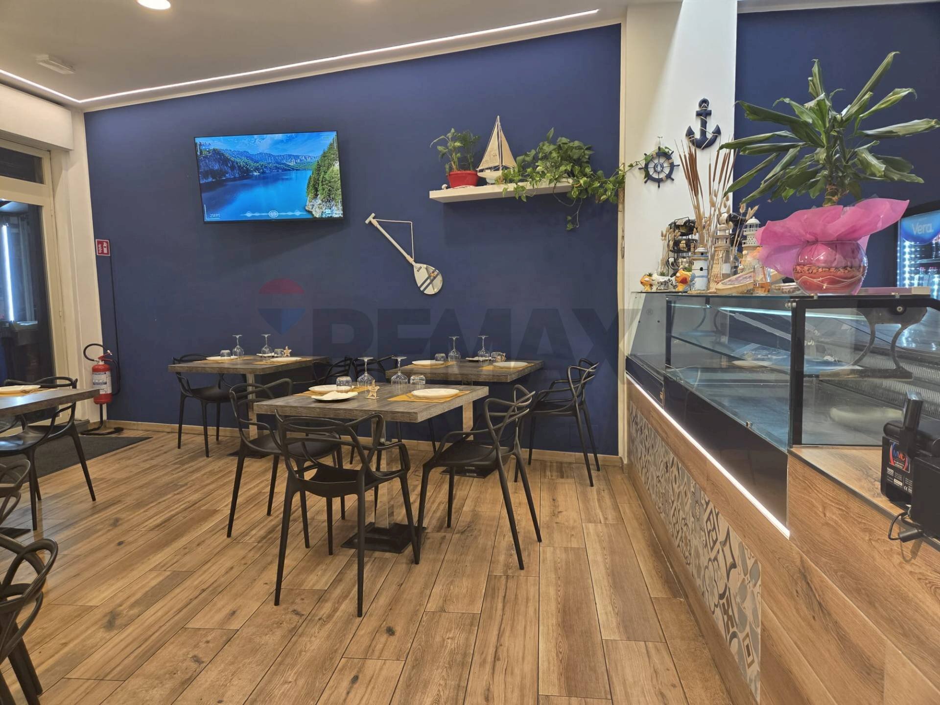 Sala da pranzo - Laboratorio via vincenzo bellini
 
25, Valverde - foto 3