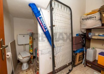 Dispensa di stoccaggio - Casa indipendente Via Altobasso Acquanova
 
10, Caltagirone - foto 6