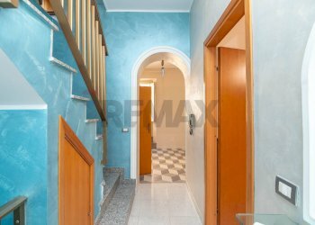 Hall / corridoio - Casa indipendente Via Altobasso Acquanova
 
10, Caltagirone - foto 10