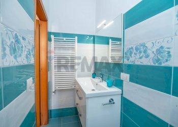 Bagno - Casa indipendente Via Altobasso Acquanova
 
10, Caltagirone - foto 14