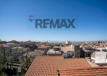 Edificio all\'aperto - Quadrilocale Vico  Borzi
 
16, Santa Maria di Licodia - foto 28