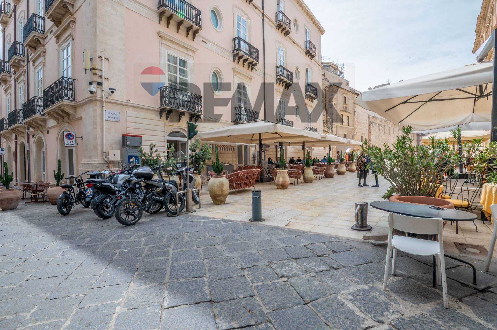 Edificio all\'aperto - Bilocale Via Roma
 
57, Siracusa - foto 3