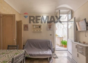 Sala da pranzo - Bilocale Via Roma
 
57, Siracusa - foto 5