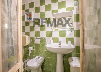 Bagno - Bilocale Via Roma
 
57, Siracusa - foto 12