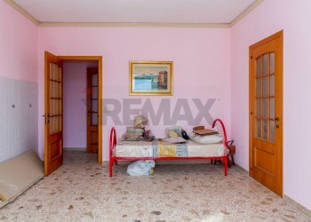 Camera / camera da letto - Quadrilocale Via Santissimo Crocifisso
 
40, Acireale - foto 6