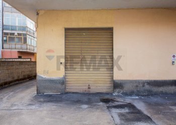 Edificio all\'aperto - Quadrilocale Via Santissimo Crocifisso
 
40, Acireale - foto 13