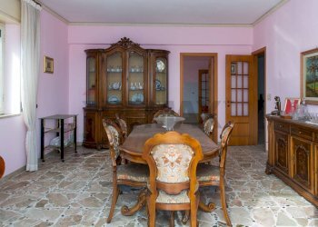 Sala da pranzo - Four-room apartment Via Santissimo Crocifisso
 
40, Acireale - photo 1