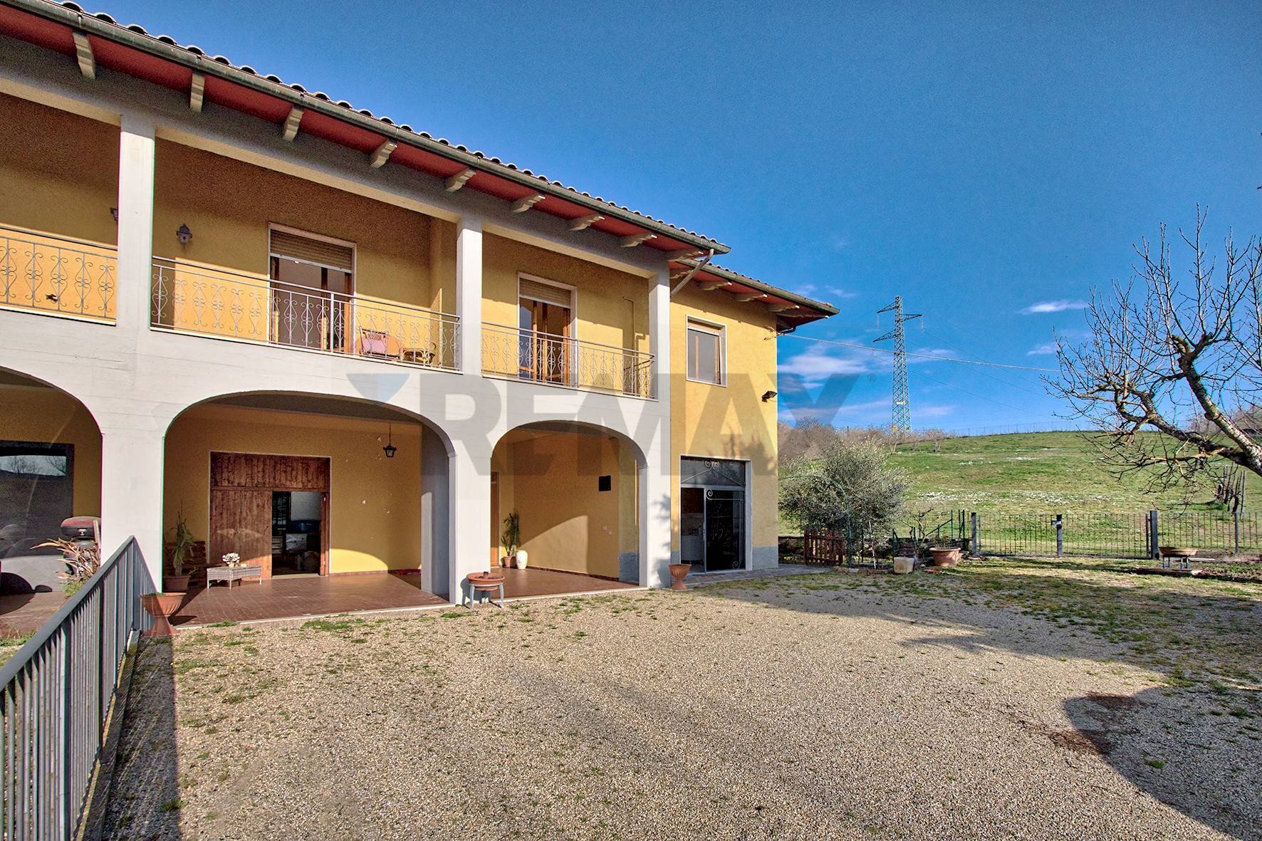 Casa all\'aperto - Casa semi indipendente strada provinciale 19
 
1, Bucine - foto 2