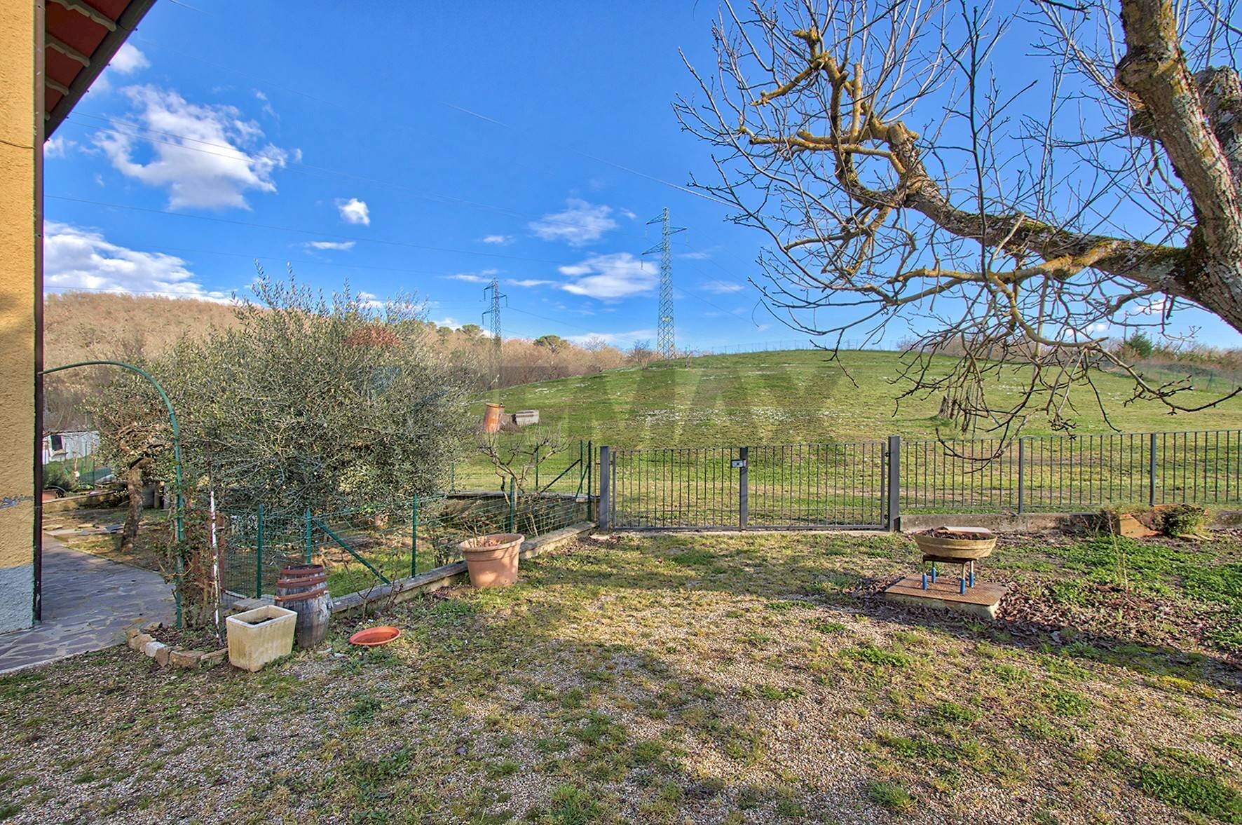 Giardino - Casa semi indipendente strada provinciale 19
 
1, Bucine - foto 3