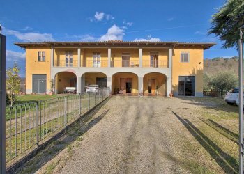 Casa all\'aperto - Casa semi indipendente strada provinciale 19
 
1, Bucine - foto 1