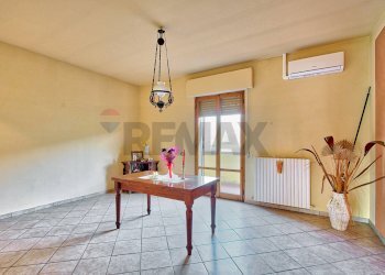 Soggiorno - Casa semi indipendente strada provinciale 19
 
1, Bucine - foto 7