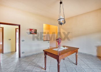 Hall / corridoio - Casa semi indipendente strada provinciale 19
 
1, Bucine - foto 9