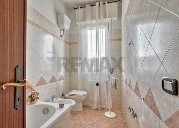 Bagno - Casa semi indipendente strada provinciale 19
 
1, Bucine - foto 16