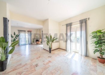 Ricezione / Lobby - Appartamento Via Italo Svevo
 
29, Roma - foto 4