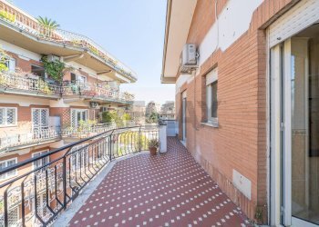 Balcone - Appartamento Via Italo Svevo
 
29, Roma - foto 42