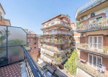 Edificio all\'aperto - Appartamento Via Italo Svevo
 
29, Roma - foto 49