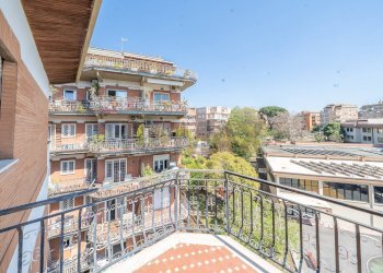 Balcone - Appartamento Via Italo Svevo
 
29, Roma - foto 52