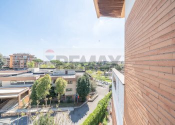 Edificio all\'aperto - Appartamento Via Italo Svevo
 
29, Roma - foto 54