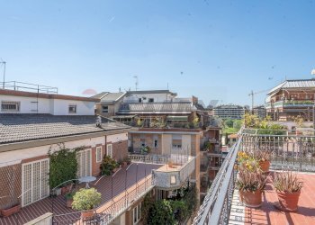 Balcone - Appartamento Via Italo Svevo
 
29, Roma - foto 71