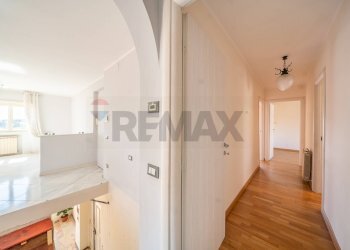 Hall / corridoio - Appartamento Via Italo Svevo
 
29, Roma - foto 94