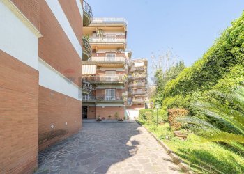 Edificio all\'aperto - Appartamento Via Italo Svevo
 
29, Roma - foto 130