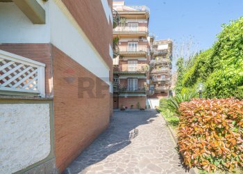 Edificio all\'aperto - Appartamento Via Italo Svevo
 
29, Roma - foto 134