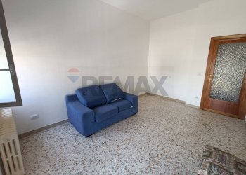 Soggiorno - Three-room apartment Via Veretti
 
1, Corciano - photo 11