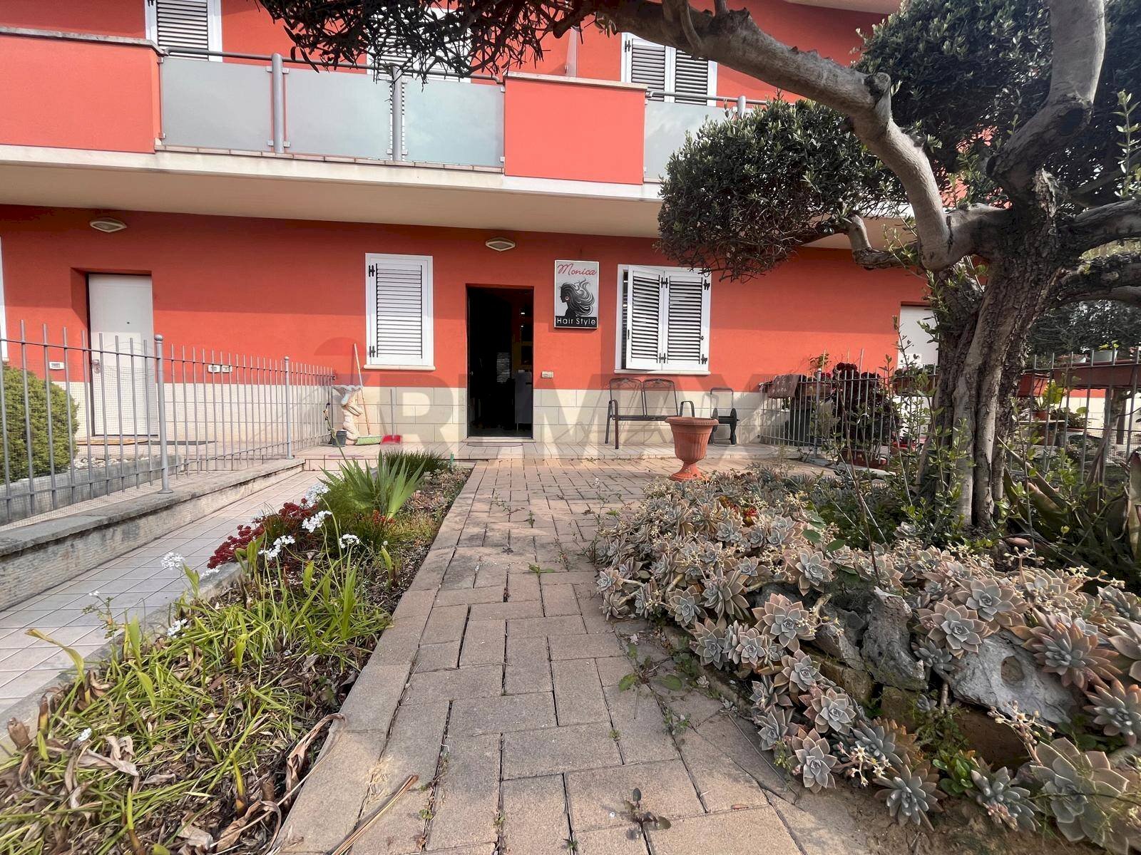 Casa all\'aperto - Laboratorio Via Cipresso
 
6/C, Bastia Umbra - foto 3