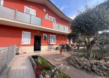 Casa all\'aperto - Laboratorio Via Cipresso
6/C, Bastia Umbra - foto 1