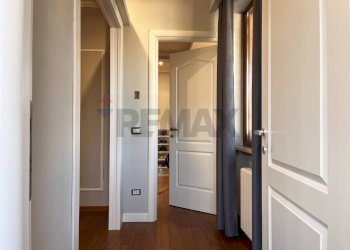 Hall / corridoio - Quadrilocale Via Taglio delle Cinque Miglia
 
61, Anzio - foto 4