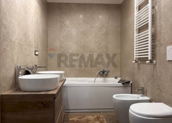 Bagno - Quadrilocale Via Taglio delle Cinque Miglia
 
61, Anzio - foto 6