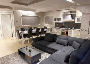 Sala da pranzo - Quadrilocale Via Taglio delle Cinque Miglia
 
61, Anzio - foto 12