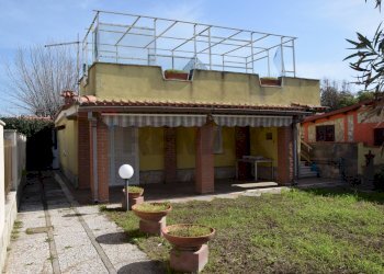 Casa all\'aperto - Villa Via Calabria
 
73, Ardea - foto 7