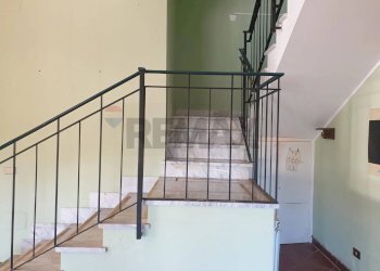 Scale - Villa viale nuova california
 
48, Ardea - foto 20