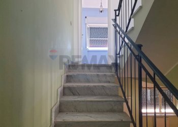 Scale - Villa viale nuova california
 
48, Ardea - foto 21