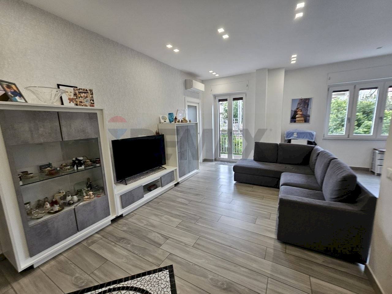 Soggiorno - Quadrilocale Via Luigi Manzella
 
23, Salerno - foto 1