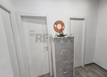 Hall / corridoio - Quadrilocale Via Luigi Manzella
 
23, Salerno - foto 15