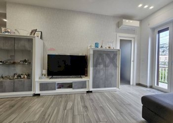 Soggiorno - Quadrilocale Via Luigi Manzella
 
23, Salerno - foto 24