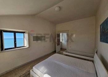 Camera / camera da letto - Appartamento Lungomare Trieste
 
112, Salerno - foto 19