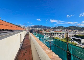 Terrazza - Appartamento Lungomare Trieste
 
112, Salerno - foto 32