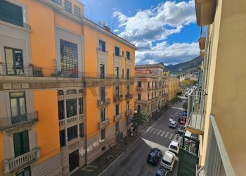 Edificio all\'aperto - Appartamento Via Masuccio Salernitano
 
39, Salerno - foto 3