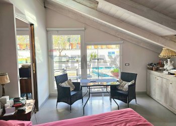 Sala da pranzo - Appartamento Via Masuccio Salernitano
 
39, Salerno - foto 13