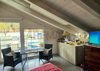 Sala da pranzo - Appartamento Via Masuccio Salernitano
 
39, Salerno - foto 14