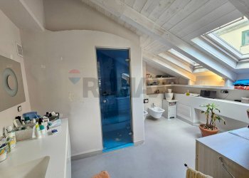 Bagno - Appartamento Via Masuccio Salernitano
 
39, Salerno - foto 20