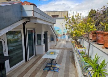 Terrazza - Appartamento Via Masuccio Salernitano
 
39, Salerno - foto 27