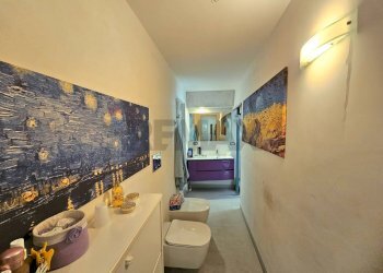 Hall / corridoio - Appartamento Via Masuccio Salernitano
 
39, Salerno - foto 31