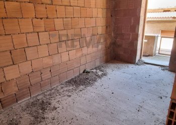 Stanza vuota - Casa indipendente via Piave, Roggiano Gravina - foto 12