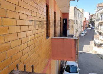 Edificio all\'aperto - Casa indipendente via Piave, Roggiano Gravina - foto 14