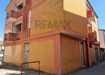 Edificio all\'aperto - Casa indipendente via Piave, Roggiano Gravina - foto 25