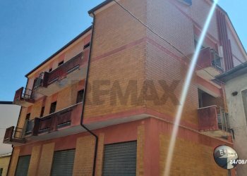 Edificio all\'aperto - Casa indipendente via Piave, Roggiano Gravina - foto 29